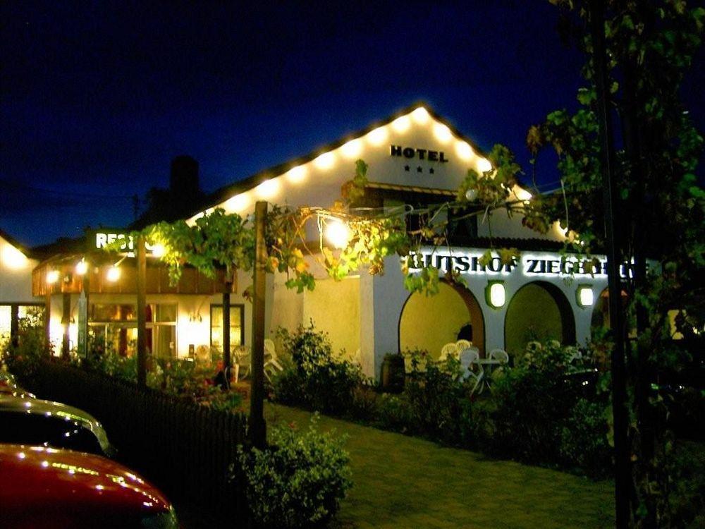 Hotel Gutshof Ziegelhuette à Edenkoben Extérieur photo